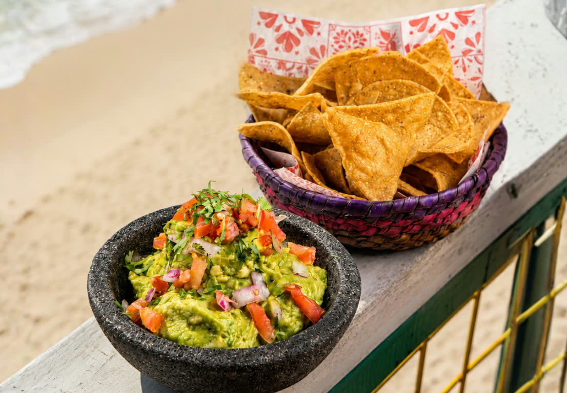 Guacamole and chips at Señor Frog’s Cozumel Punta Langosta