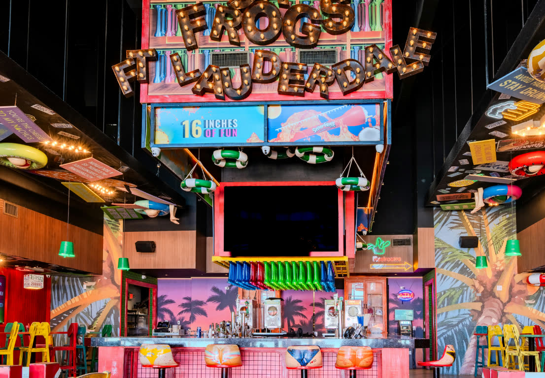 The colorful dining room at Señor Frog’s Fort Lauderdale