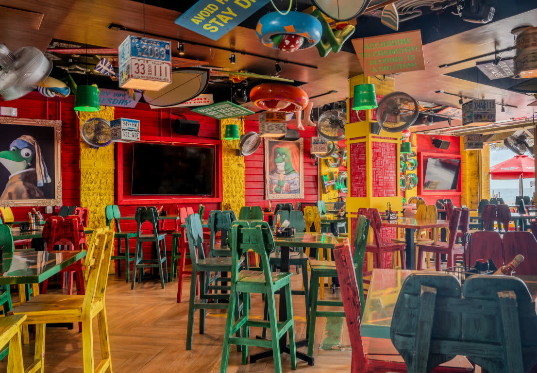 El comedor lleno de color de Señor Frog’s Hollywood Beach
