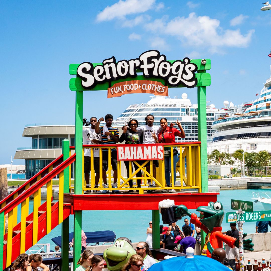 Dancing and music at Señor Frog’s Nassau